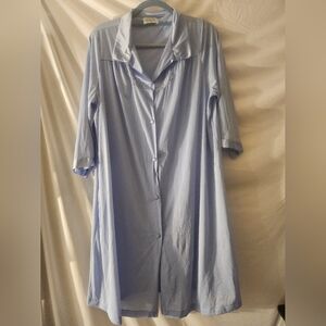Vanity‎ Fair Button Front Robe House Coat Blue Nylon Size Lg Style 31-107 USA